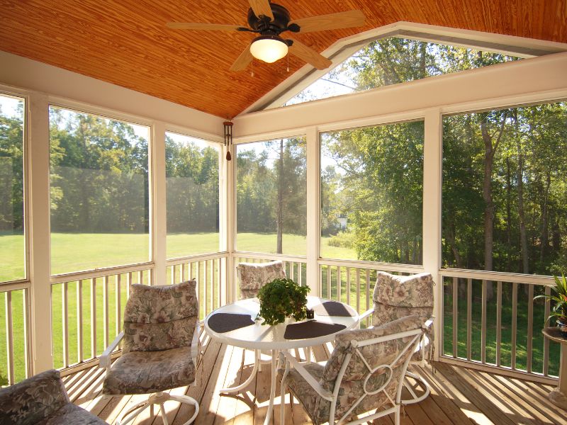 What is the average cost of lanai & screen enclosure painting in Port St Lucie, FL?